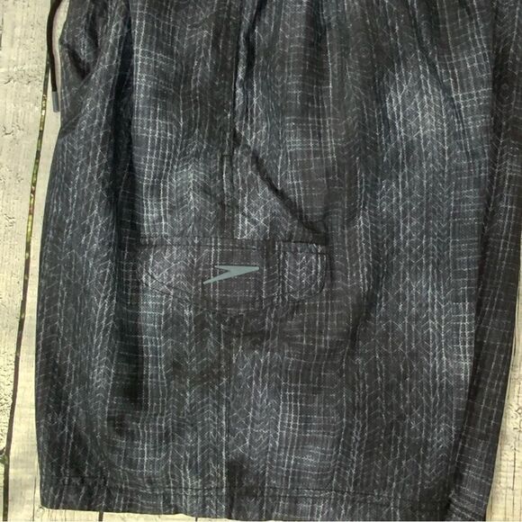 SPEEDO swim trunks  - Picture 5 of 5